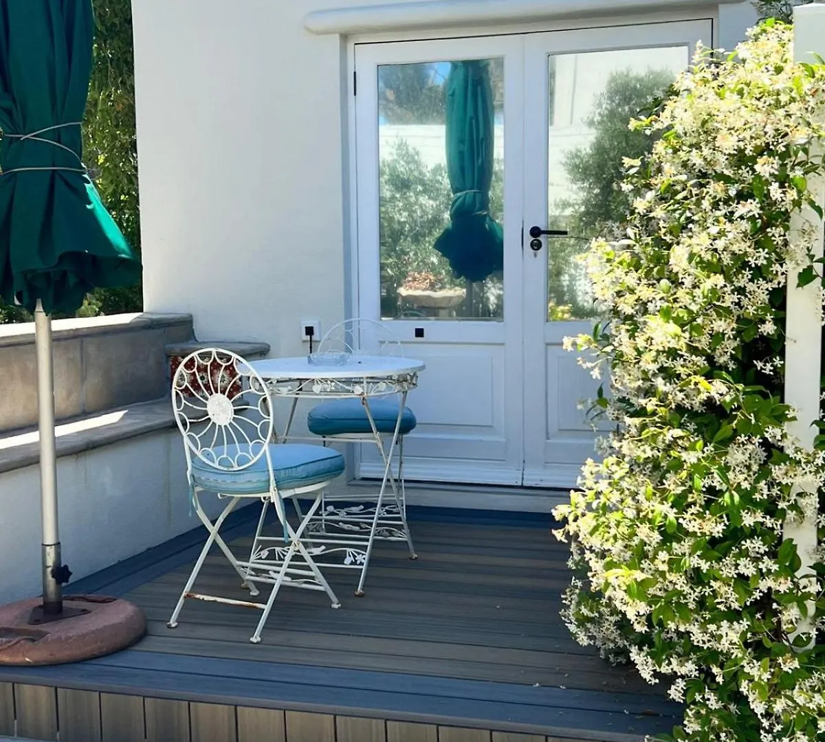 Charming Flatlet Near The Amazing Sunset Beach Cape Town